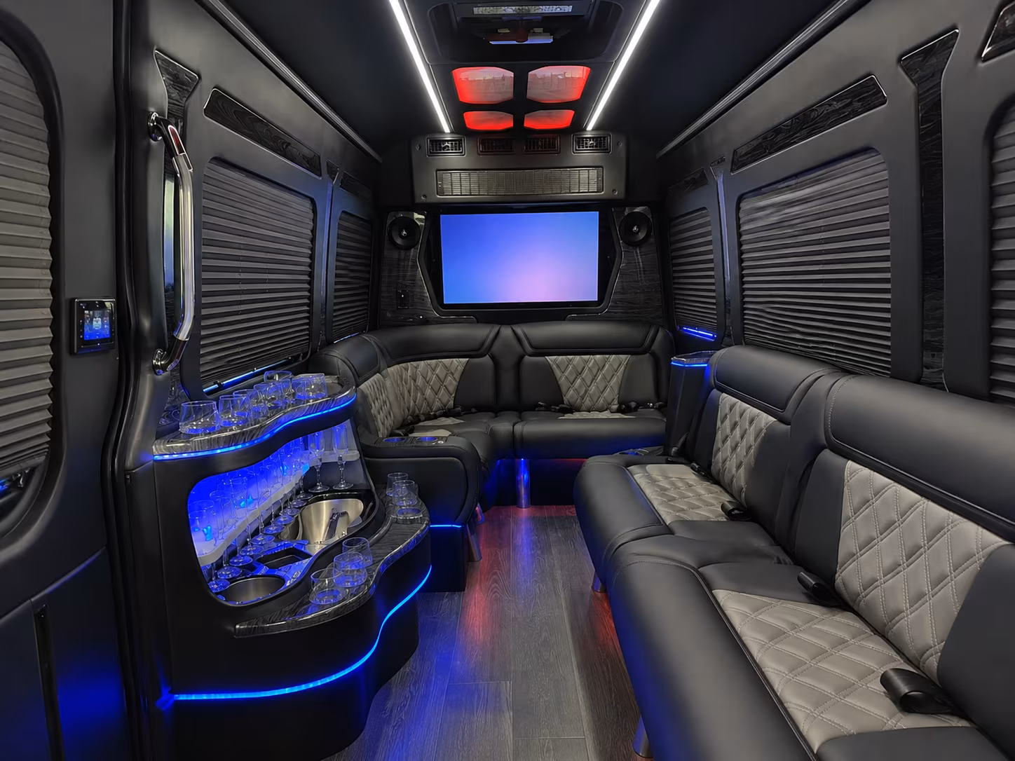 bus rentals for national guard events and reserve unit gatherings in minnesota