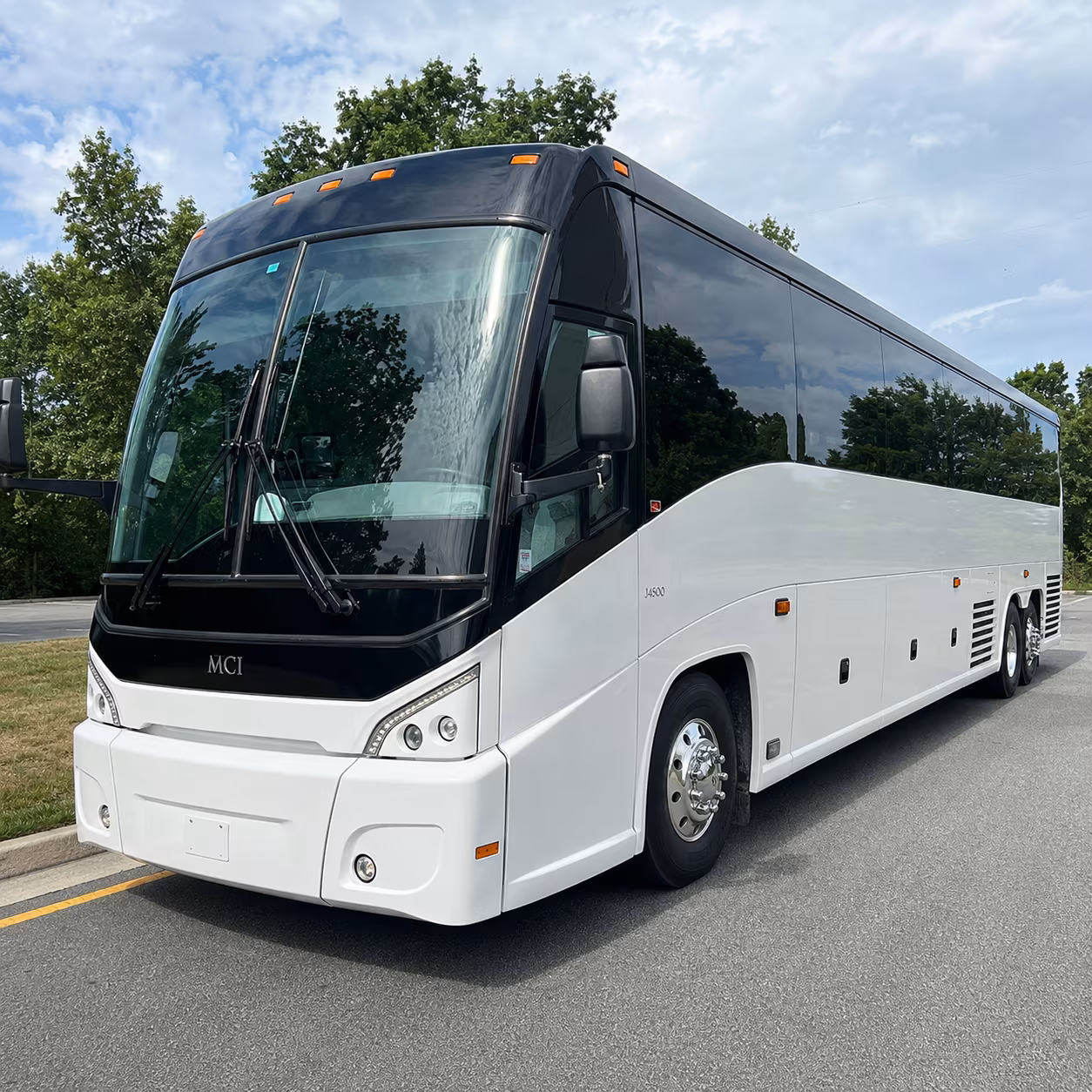 charter bus rentals to minnesota wine festivals and harvest events