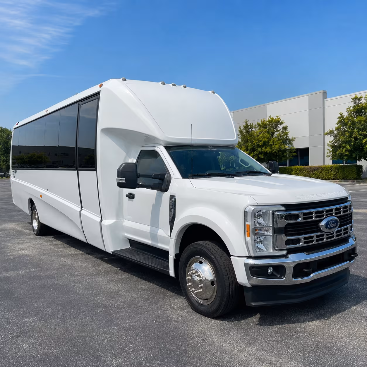 corporate airport transfer buses to msp international