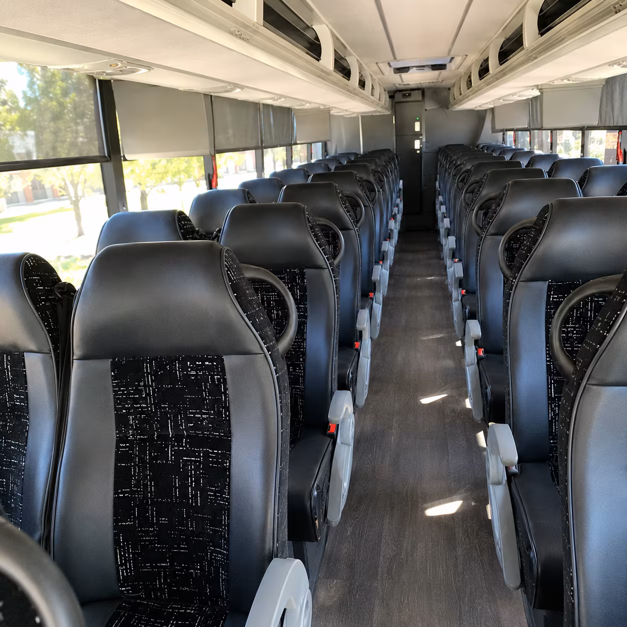 long distance school and student group bus rentals from plymouth minnesota