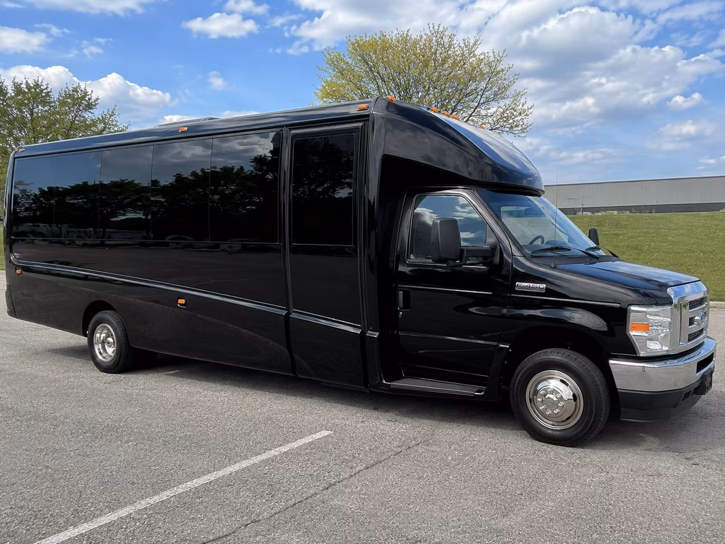 minibus wine tours to stillwater and the saint croix river valley