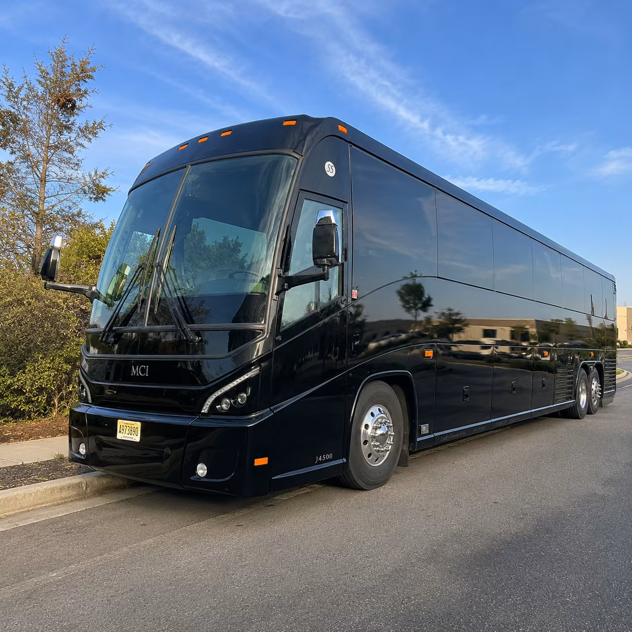 plymouth charter bus rentals for long distance corporate group travel