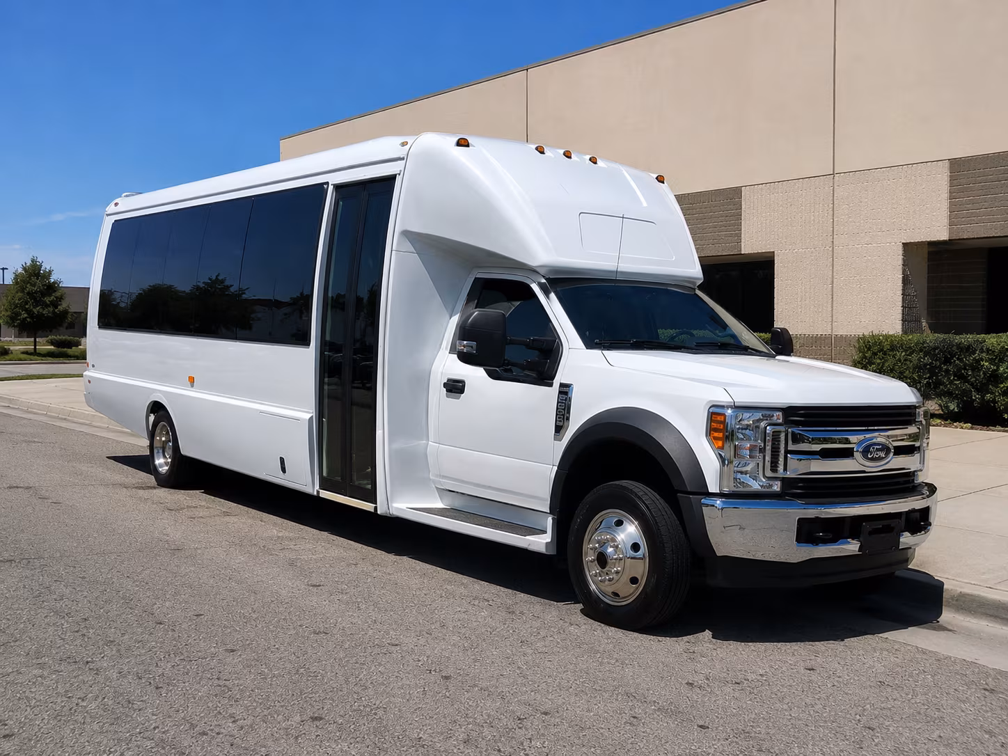 school field trip and educational bus rentals in plymouth