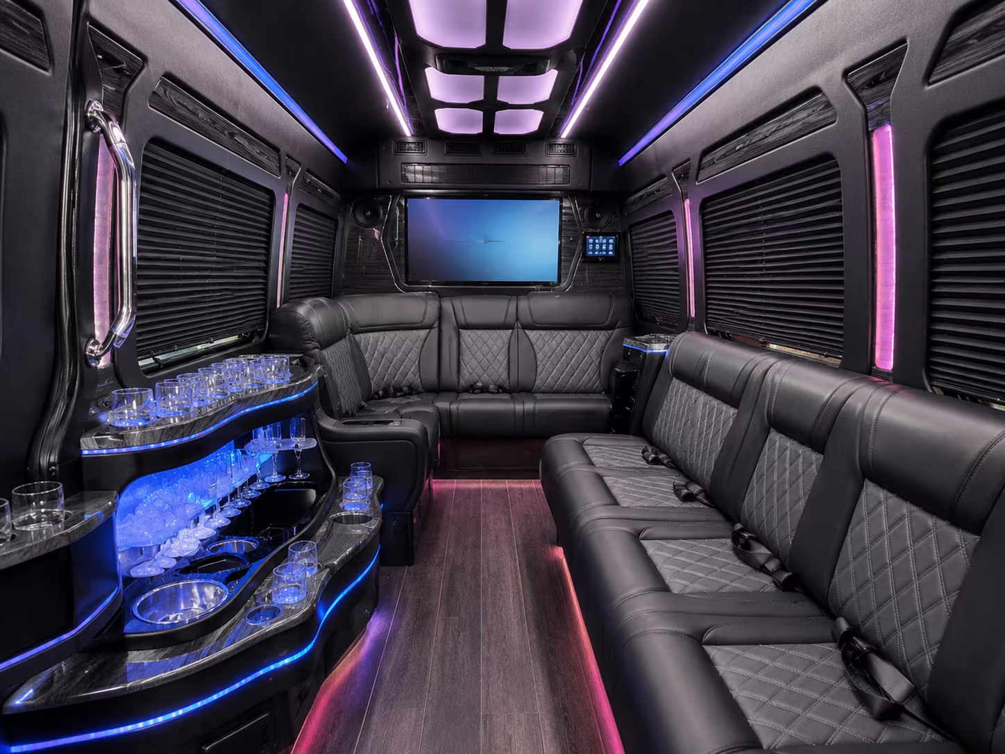 sports fan bus rentals from plymouth to the twin cities venues